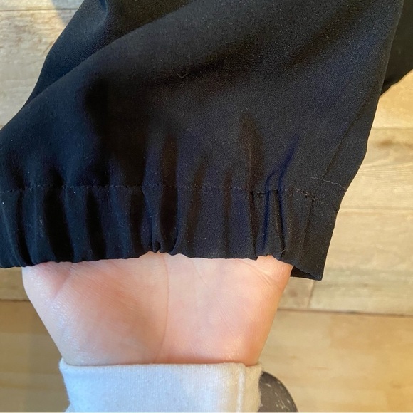 Vince. Women’s black romper jumpsuit in size 4 - Picture 6 of 12